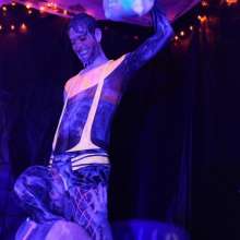 messyhot: Honey Heptane Turns Benji into a Slime Vampire