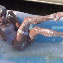 Jayce: Pool Full of Oil, Covered in Flour, Foam, White Leo+Rinse