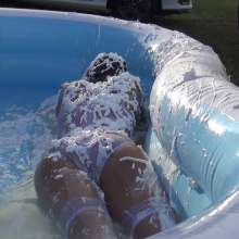 Jayce: Pool Full of Oil, Covered in Flour, Foam, White Leo+Rinse