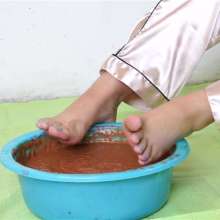 lovingmessy4you: Sexy Silk Pajamas Very Messy (feet and Hair)