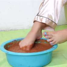 lovingmessy4you: Sexy Silk Pajamas Very Messy (feet and Hair)