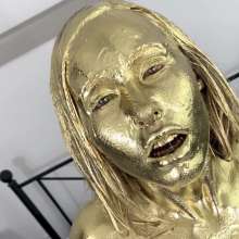 Messygirl: The Golden Touch