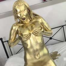 Messygirl: The Golden Touch