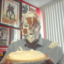Lucullus: 2 pies in Oxford shirt