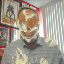 Lucullus: 2 pies in Oxford shirt