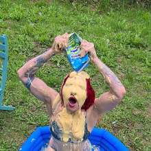 TheGungeZone: Amber's Messy Custard Fun