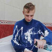 Wet Live Team: Artem Covered Himself with Foam and Bathed in a Jacuzzi