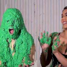 Anglefan: Ava and Scarlett get slimed in a messy collaboration!