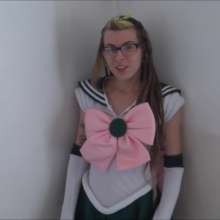 RevSlymsford: Cosplay Wam: Sailor Jupiter Plays In Black Slime