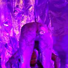 messyhot: Encina Has Her First Cake Experience with a Blacklight Cake
