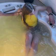 WetPlace: Lovely Nastya Afternoon Bathing