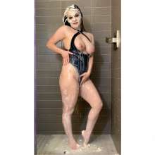 Messygirl: New Messygirl Download: Pie Target Stephanie