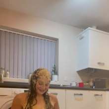 WAMfuns Messy Forfeits: Queen Peach Black Dress In Porridge