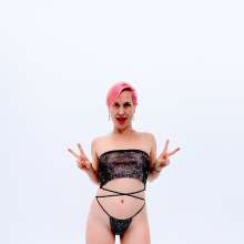 CreamMeAgain: happy new year'S pie in the face!