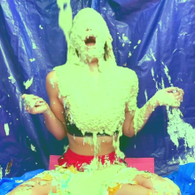 Slimed Models: Scarlett's Very Messy Yoga Lesson