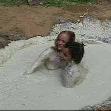 Mninblk7: Sinnking Island The Mud Spa