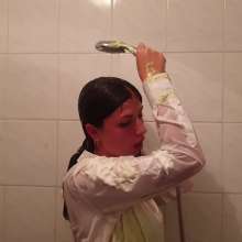 Top Messy Girls: Student Shower