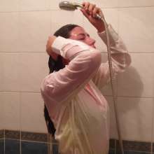 Top Messy Girls: Student Shower