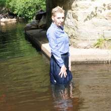 DungeonMasterOne: Susie in Wet Skirt Uniform