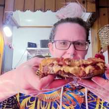 TrixiTease: Messy Eating