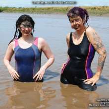 DungeonMasterOne: Violet Vixen and Isabeau, the 80s Mud Dancers!