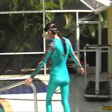 wamtec: Britney Underwater