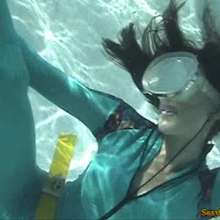 wamtec: Britney Underwater