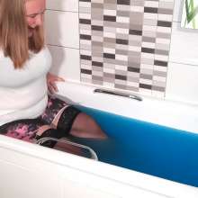 CheekyLuna: Cheekyluna's Warm Blue Jelly Bath