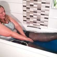 CheekyLuna: Cheekyluna's Warm Blue Jelly Bath