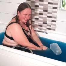 CheekyLuna: Cheekyluna's Warm Blue Jelly Bath