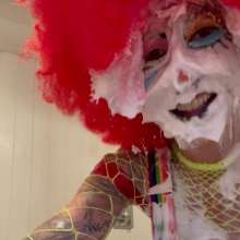 MESSYDORA: Cute Clown Pies