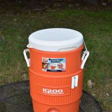 JD and Messy Andi: The Cheerleader Chronicles: The Gatorade Cooler Part 1