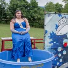 JD and Messy Andi: Prom Queen in the Dunk Tank!