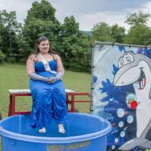 JD and Messy Andi: Prom Queen in the Dunk Tank!
