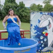 JD and Messy Andi: Prom Queen in the Dunk Tank!