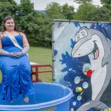 JD and Messy Andi: Prom Queen in the Dunk Tank!