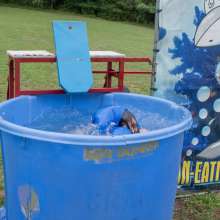 JD and Messy Andi: Prom Queen in the Dunk Tank!