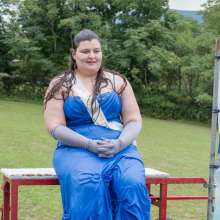 JD and Messy Andi: Prom Queen in the Dunk Tank!