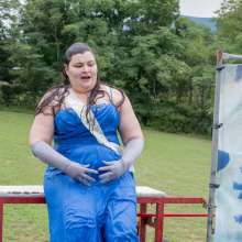 JD and Messy Andi: Prom Queen in the Dunk Tank!