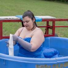 JD and Messy Andi: Prom Queen in the Dunk Tank!