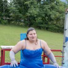 JD and Messy Andi: Prom Queen in the Dunk Tank!