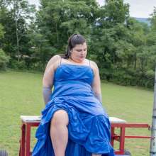 JD and Messy Andi: Prom Queen in the Dunk Tank!