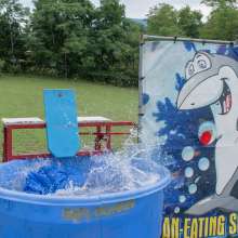 JD and Messy Andi: Prom Queen in the Dunk Tank!