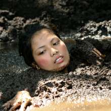 dlodoski: Liza Exploring Peat--Photos