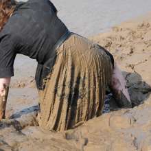 DungeonMasterOne: Mudbank Maude in a Short Party Dress
