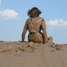 DungeonMasterOne: Mudbank Maude in a Short Party Dress