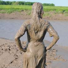 DungeonMasterOne: Mudbank Maude in a Short Party Dress