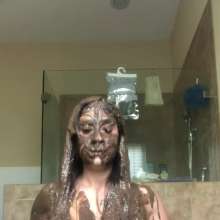 Slimed Models: Nina Slops Herself