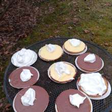 JD and Messy Andi: Winter pies!