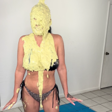Slimed Models: Playboy Model in Her First-Ever Wamming!